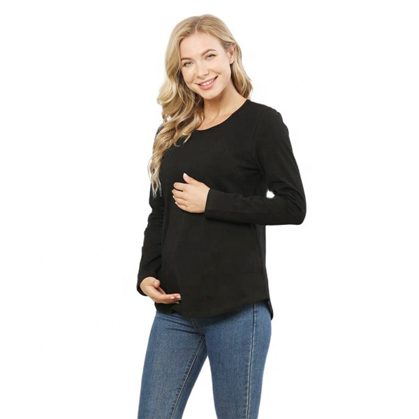 Maternity Outfit Long-Sleeve Nursing Top studio product photo