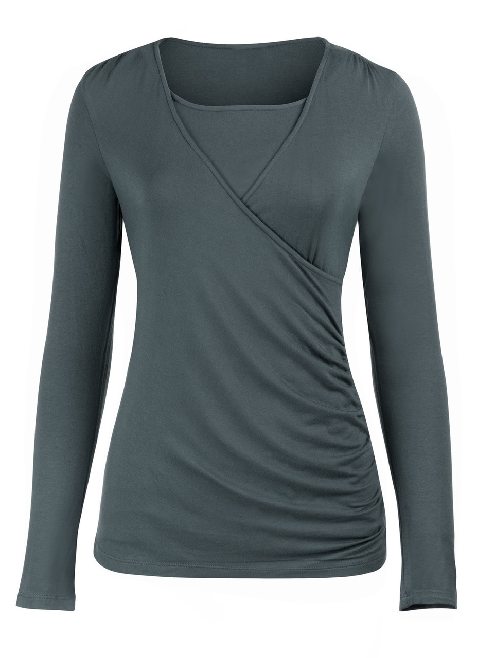 Maternity Outfit Crossover Ruched Long-Sleeve Nursing Top studio product photo